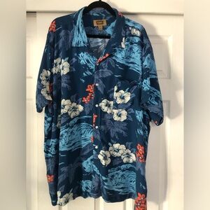 The Foundry Supply Co Blue and White Casual Button Down Shirt